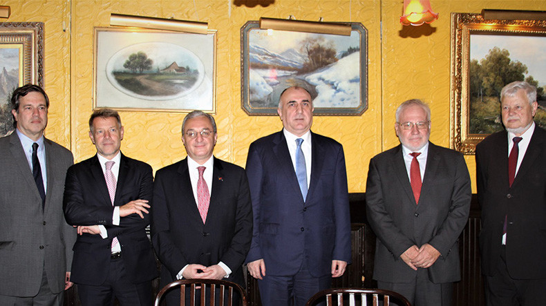 Ermenistan ve Azerbaycan Dışişleri Bakanları New York'ta bir araya geldi