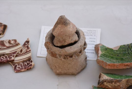 Անիի ավերակներում հայտնաբերվել են միջնադարյան խեցեգործական նմուշներ (ֆոտո)