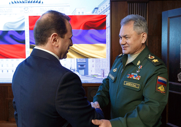 Rusya Savunma Bakanı Ermenistan ve Azerbaycan yolcusu