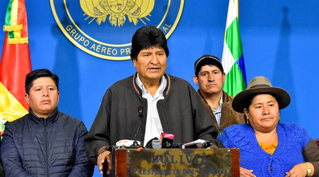 Bolivya'da darbe: Morales istifa etti! Hakkında yakalama kararı çıkarıldı!