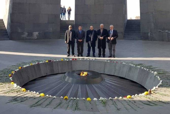 Uluslararası seminere katılan Mısır heyeti Ermeni Soykırımı anıtını ziyaret etti