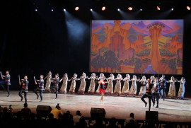 Ermeni halk dansları topluluğu Maral, 40. yıl gösterisine hazırlanıyor