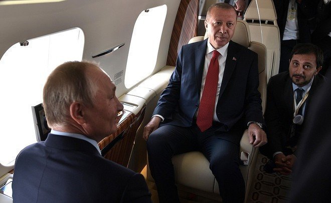Путин прилетел в Стамбул, чтобы запустить '' Турецкий поток''