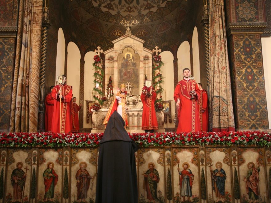 Sumgayıt ve Bakü katliamlarında kurban edilenler anısına Ermenistan'da kilise ayini düzenlenecek