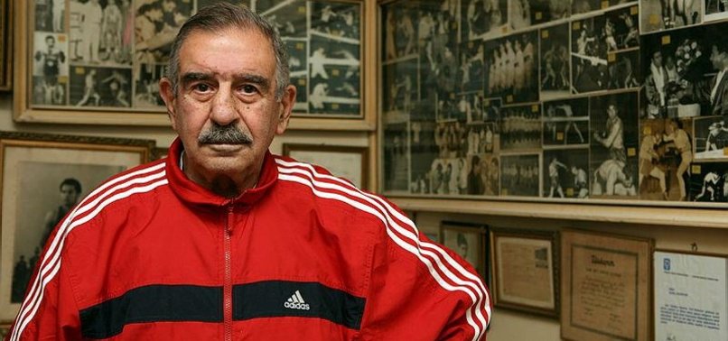Türkiye'nin ilk milli boksörü Ermeni Garbis Zakaryan, 90 yaşında hayatını kaybetti