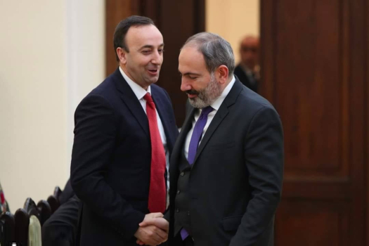 Paşinyan: Ermenistan Anayasa mahkemesi krizi yakında çözüme kavuşacak