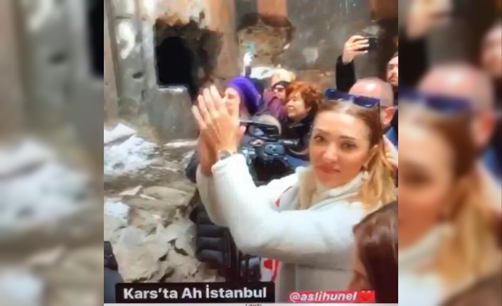 Türkiye Turizm Bakanının eşinden Ani Ermeni kilisesinde çirkin hareket (video)