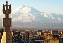 "Ryanair" Havayolu Şirketi, "Pembe şehir Yerevan"ı tanıtan bir makale yayınladı