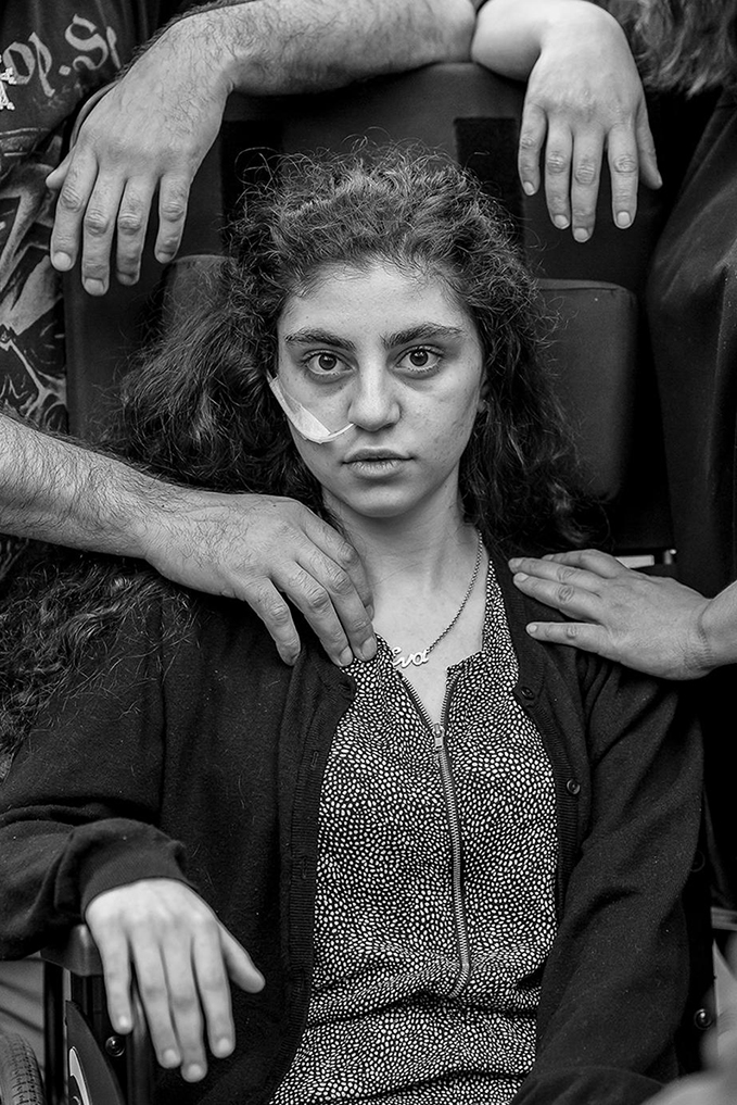 Genç Ermeni kızın fotoğrafı, “World Press Photo of the Year” ödülüne aday gösterildi