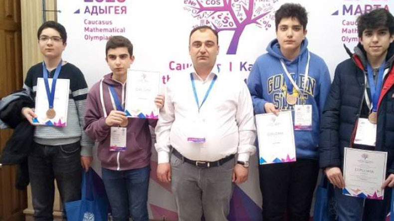 Ermenistan okul öğrencileri takımı 5. Kafkasya Matematik olimpiyatında 4 madalya kazandı