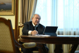 Ermenistan Cumhurbaşkanı, ülkede akciğer suni havalandırma cihazların üretimi için Almanya'dan destek istedi