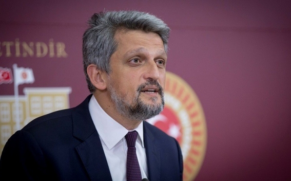 Garo Paylan ve Tuma Çelik'ten azınlık vakıflarından bağış talebine eleştiri