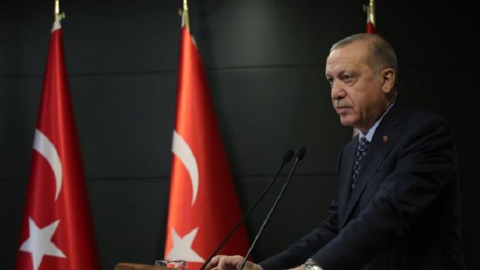 Эрдоган объявил о введении в Турции комендантского часа на 4 дня для борьбы с COVID-19