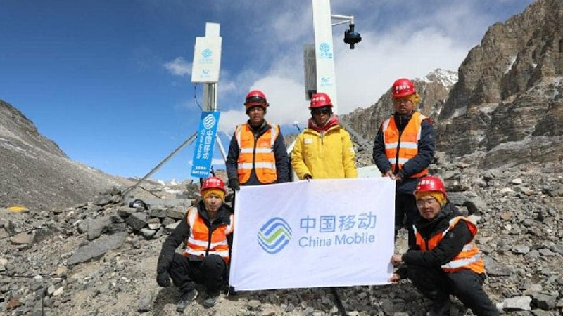 Huawei, Everest'in tepesine 5G antenleri kurdu