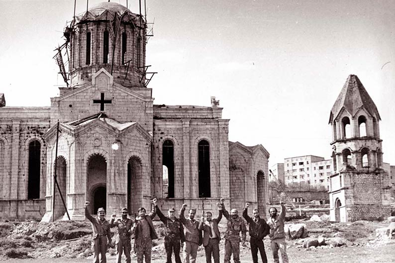 28 yıl önce bugün Şuşi kusursuz askeri operasyonu sonucunda Azerbaycan işgalinden kurtuldu