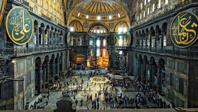 Սոցհարցում․ Թուրքիայում քաղաքացիների 73 տոկոսը կողմ է Սուրբ Սոֆիայի տաճարը մզկիթի վերածելուն