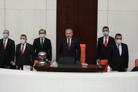 Մուստաֆա Շենթոփը վերընտրվել է Թուրքիայի խորհրդարանի նախագահ