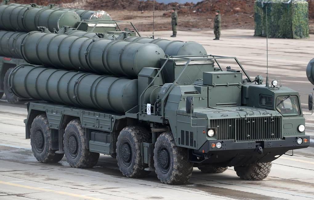 Турция и Россия продолжают переговоры по поставке второго полка С-400