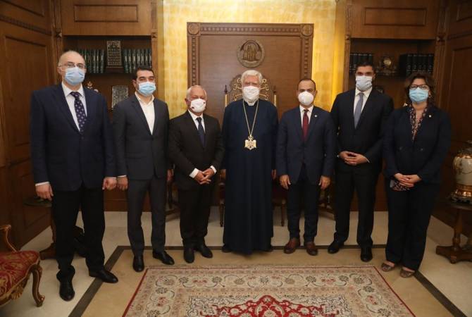 Lübnan’da bulunan Ermenistan heyetinin üyeleri 1. Aram Katolikosu ile görüştü