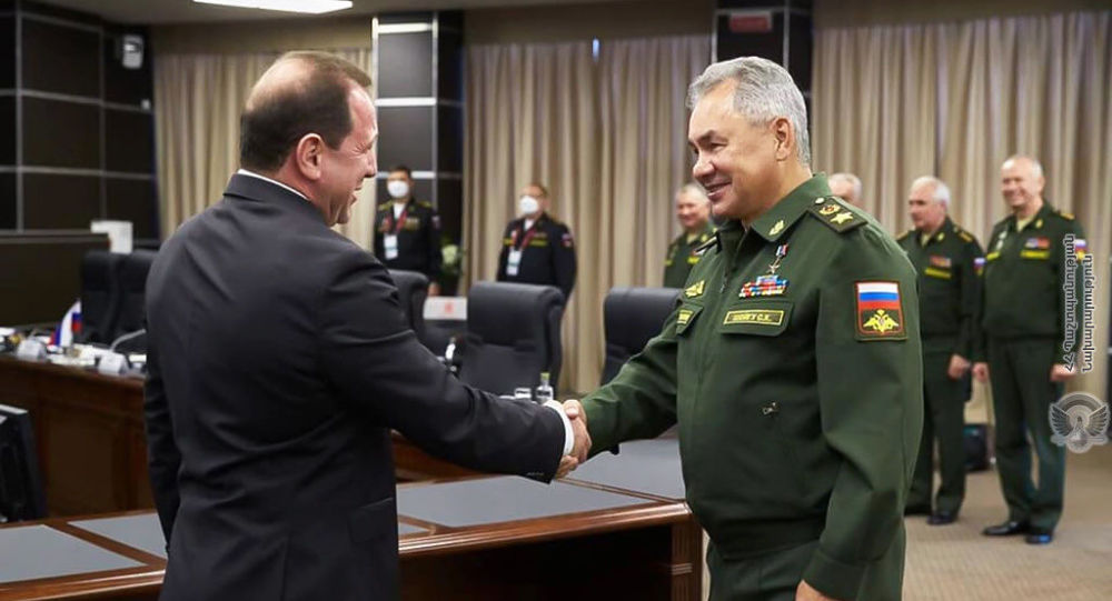 Ermenistan Savunma Bakanı Rusya’da: Düşmanlarımız neredeyse aynı