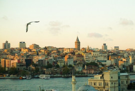 Опрос: Более 60% жителей Стамбула выступают против проекта строительства канала