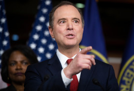 ABD Kogre üyesi Adam Schiff Azerbaycan’ı cezalandırmaya çağırıyor