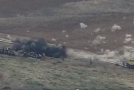 Azerbaycan'ın askeri araçları işte böyle imha ediliyor (video)