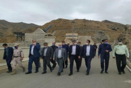 İran'lı milletvekililer Karabağ sınırını ziyaret etti