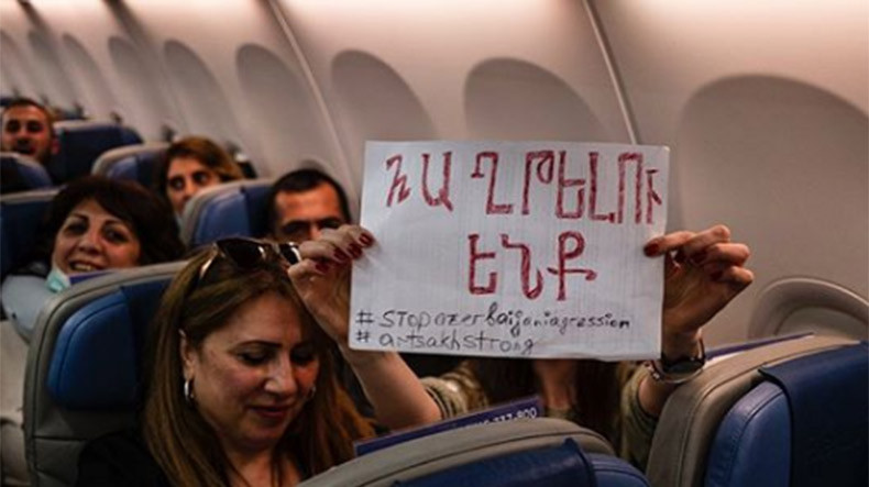 Ermenistan'a uçuş Diaspora Ermenileri ile doluydu (Foto)