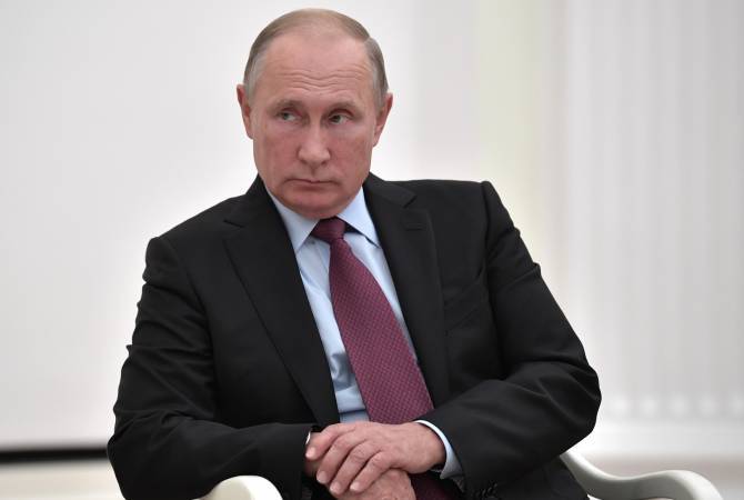 Putin Ermenistan ve Azerbaycan dışişleri bakanlarını Moskova'ya davet etti