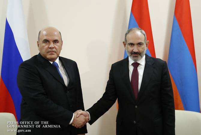 Ermenistan ile Rusya Başbakanları bir araya geldi