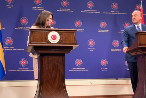 Главы МИД Турции и Швеции поругались на пресс-конференции