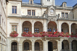 Fransa'nın Vienne şehri, Karabağ Cumhuriyeti'nin bağımsızlığını tanıdı
