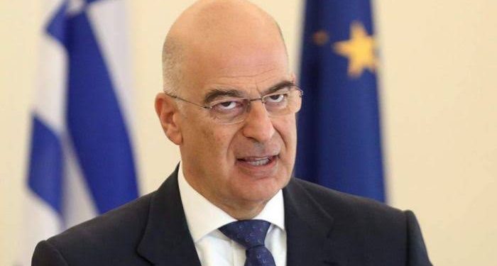 Министр иностранных дел Греции призвал ввести оружейное эмбарго в отношении Турции