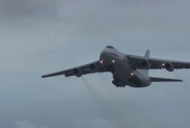 Rusya barış güçlerini taşıyan 20 uçağı Yerevan'a gönderdi
