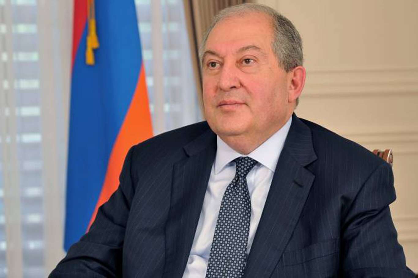 Ermenistan Cumhurbaşkanı Sarkisyan'dan, Başbakan Paşinyan'a erken seçim çağrısı