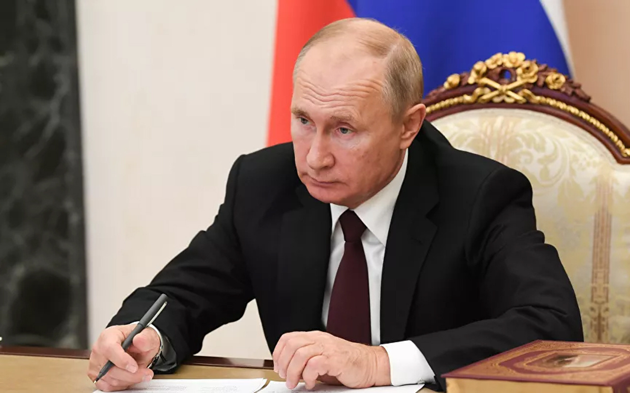 Putin: Rusya Bakü ve Ankara’yı Karabağ anlaşmasının bozulması için ortam oluşturmamaya ikna etti