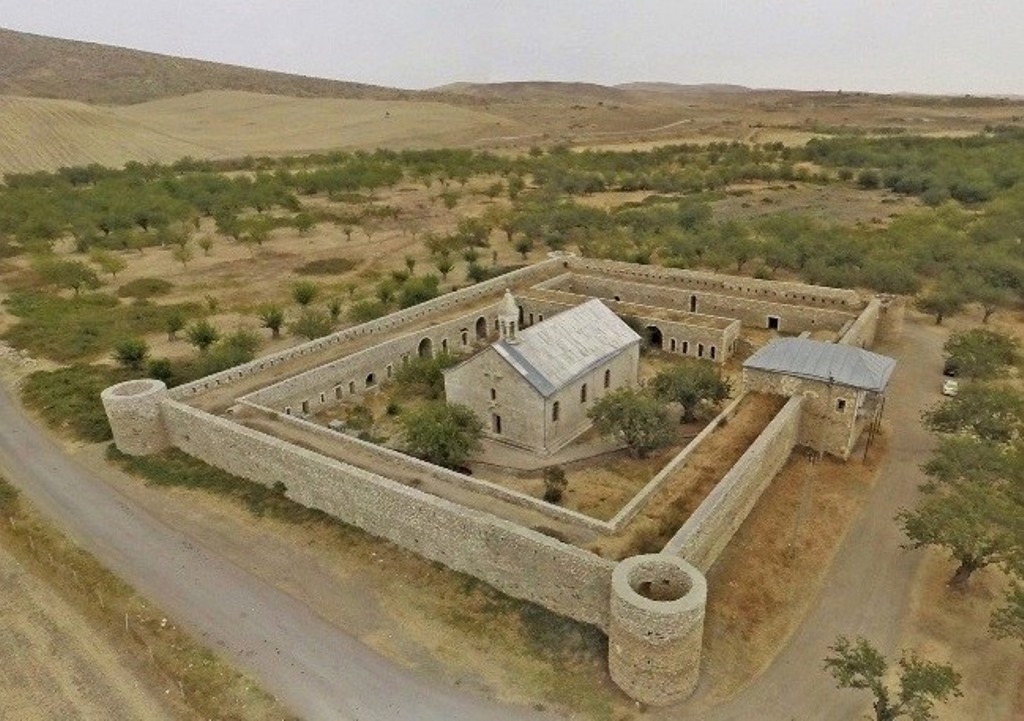 Karabağ’daki tarihi Amaras Ermeni manastırı Rus Barış gücünün kontrolünde bulunuyor