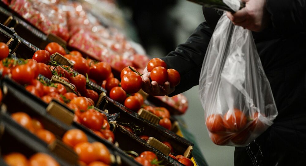 Россия запретит импорт яблок и томатов из Азербайджана