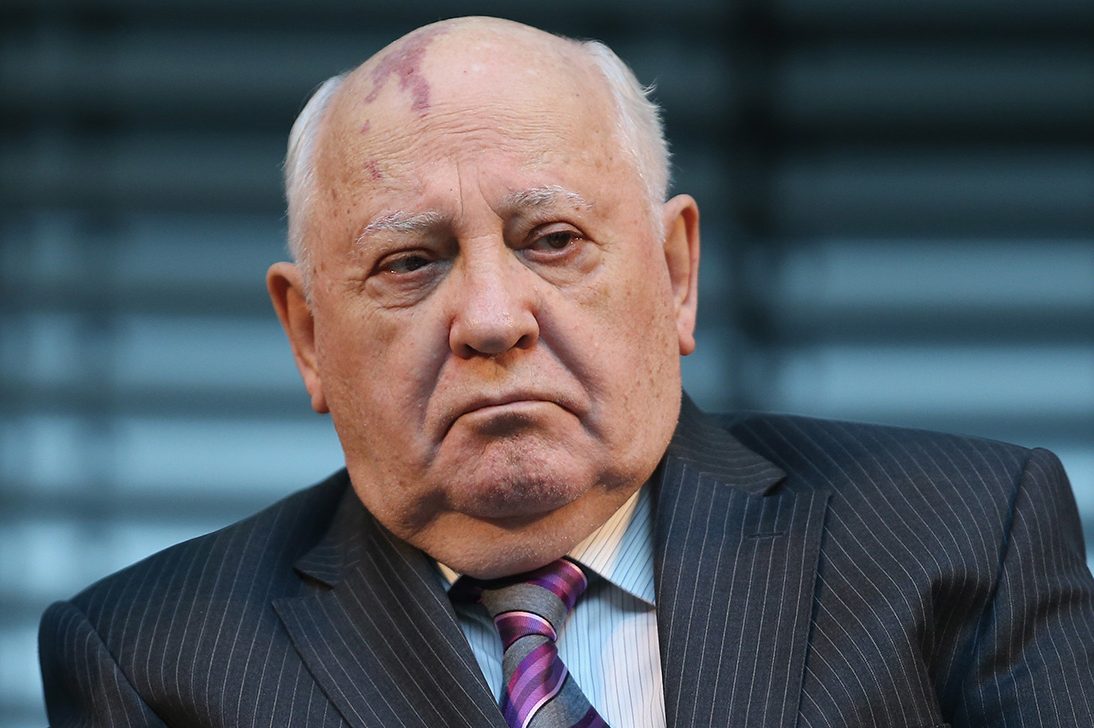 Gorbaçov: Karabağ sorunu, kazanan kaybeden olmadan iki tarafın çıkarları doğrultusunda çözümlenmeli