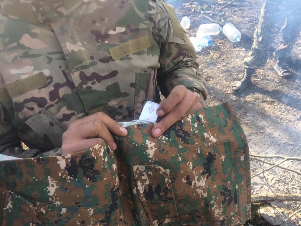 Ermeni askeri üniforması Türkiye’de dikilmiyor