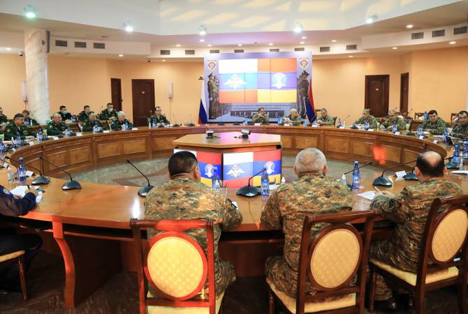 Rusya Silahlı Kuvvetleri'nin üst düzey heyeti Ermenistan'da