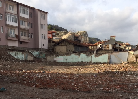 Kütahya'daki Surp Toros Ermeni kilisesinin yıkılması: Paylan'dan soru önergesi