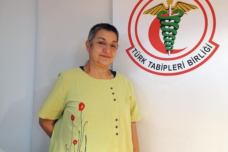 «Թուրք բժիշկների միության» նախագահը բարոյական փոխհատուցում կվճարի Էրդողանին