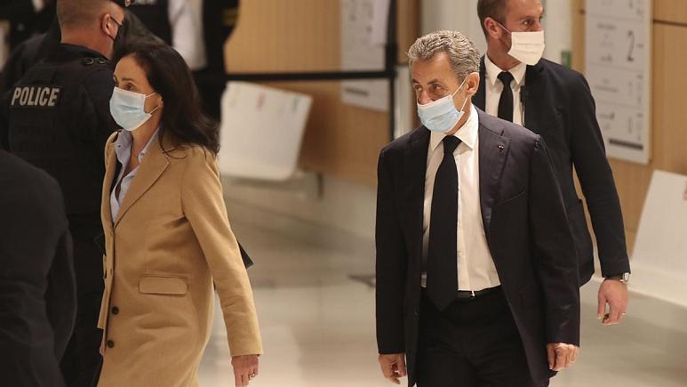 Eski Fransa Cumhurbaşkanı Nicolas Sarkozy hapis cezasına çarptırıldı