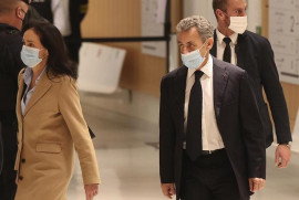 Eski Fransa Cumhurbaşkanı Nicolas Sarkozy hapis cezasına çarptırıldı
