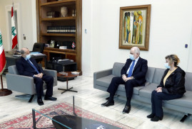 Lübnan Cumhurbaşkanı, Azerbaycan esaretinden geri dönen Ermeni Maral Nacaryan’ı kabul etti