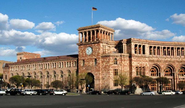 Ermenistan’da sıkıyönetim kaldırıldı