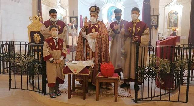 İskenderun Karasun Manuk Ermeni Kilisesi’nde Paskalya ayini