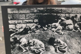 Ermeni Soykırımı'nın anısına Tiflis'te bir fotoğraf sergisi düzenlendi (foto)